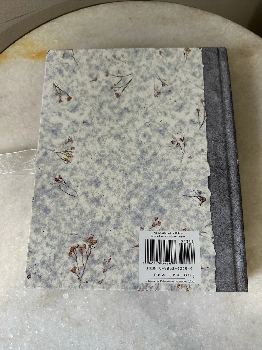 'Between Sisters' Floral Hardcover Photo Album Journal in Pale Blue and Gray